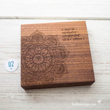 Laden Sie das Bild in den Galerie-Viewer, Gayatri Mantra Board | 12,5 x 12 cm