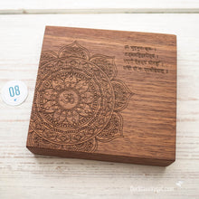 Laden Sie das Bild in den Galerie-Viewer, Gayatri Mantra Board | 12,5 x 12 cm