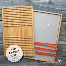Laden Sie das Bild in den Galerie-Viewer, SALE | Armband-Perlenbrett aus Holz | Wooden Beadingboard - Braceletboard | Der Blaue Vogel