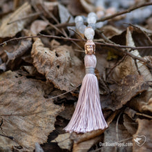 Laden Sie das Bild in den Galerie-Viewer, YES SHE CAN